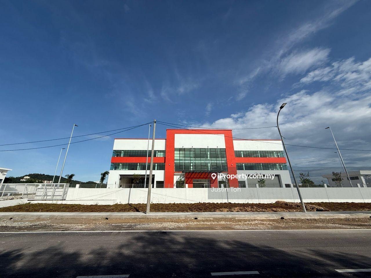 Single Storey Detached Factory with 3-Storey Office Section