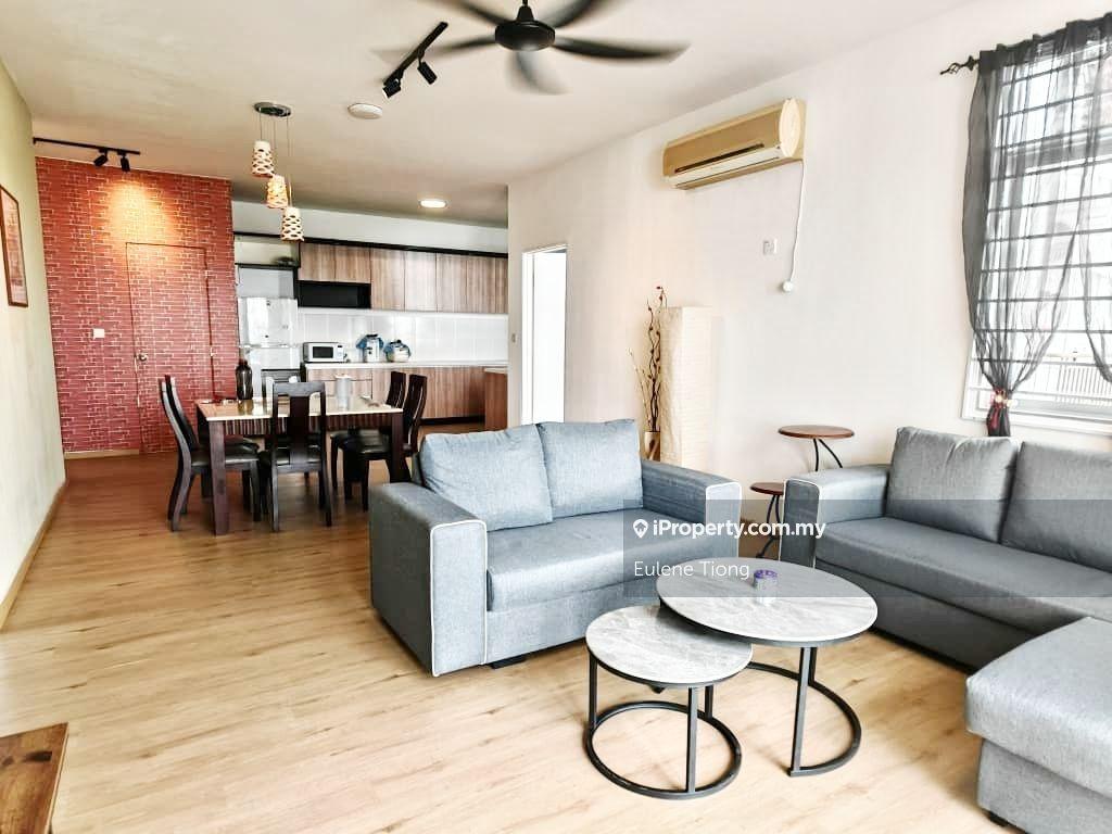 Prima Bintawa Apartment - Fully furnished 