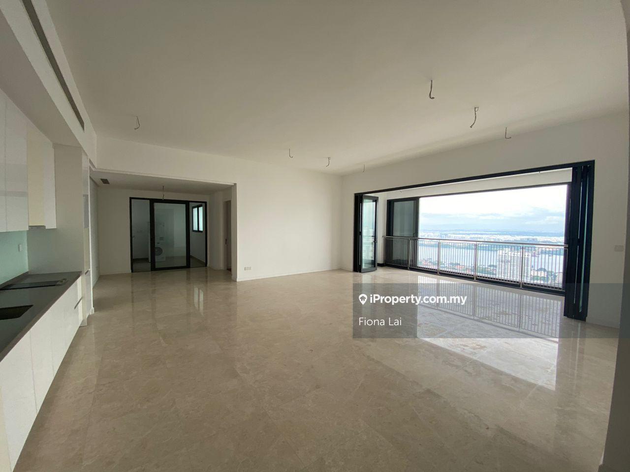 The Astaka original 4bedrooms unit above 50th floor, nice view
