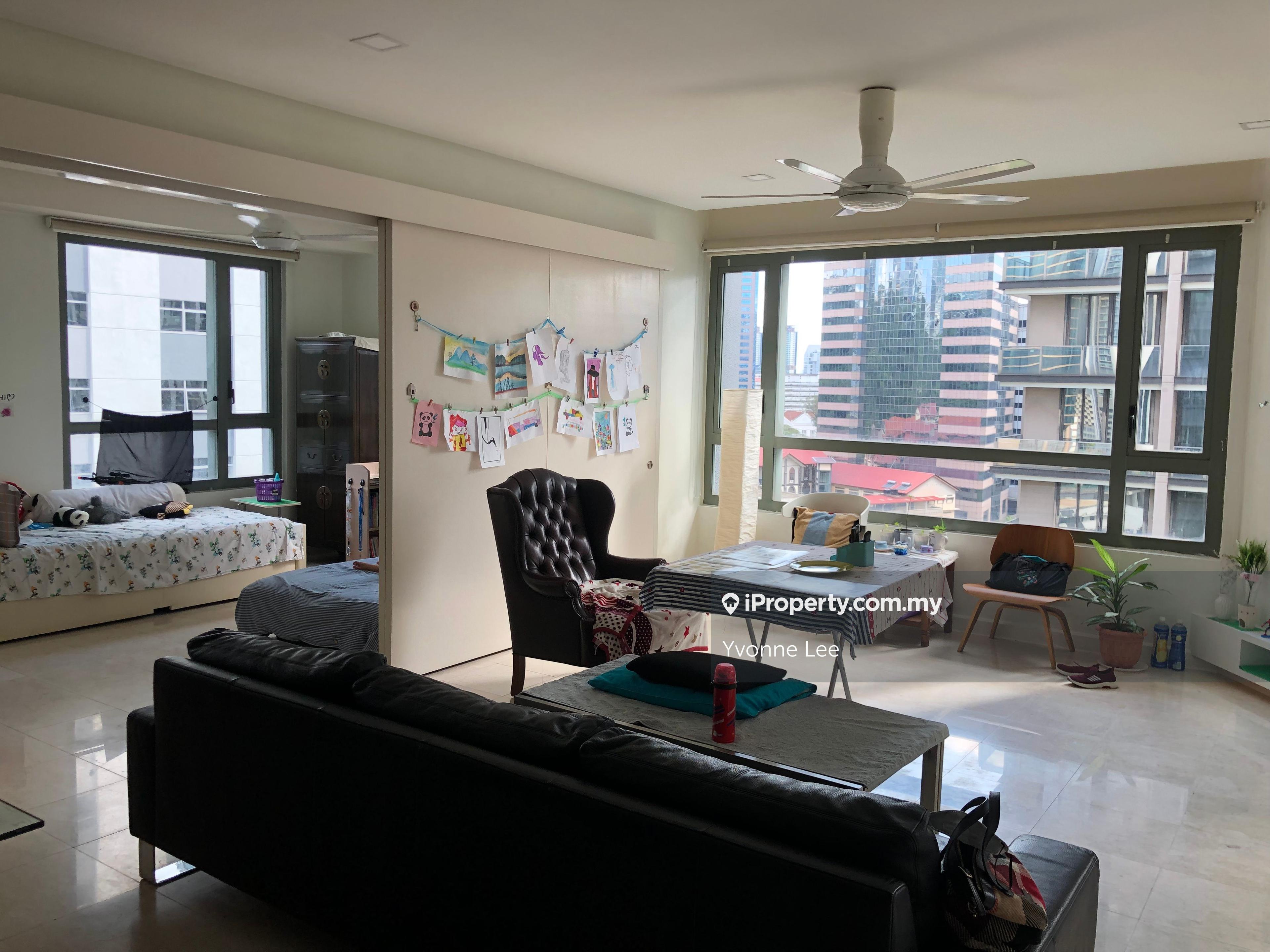 Corner Unit Facing Greenery