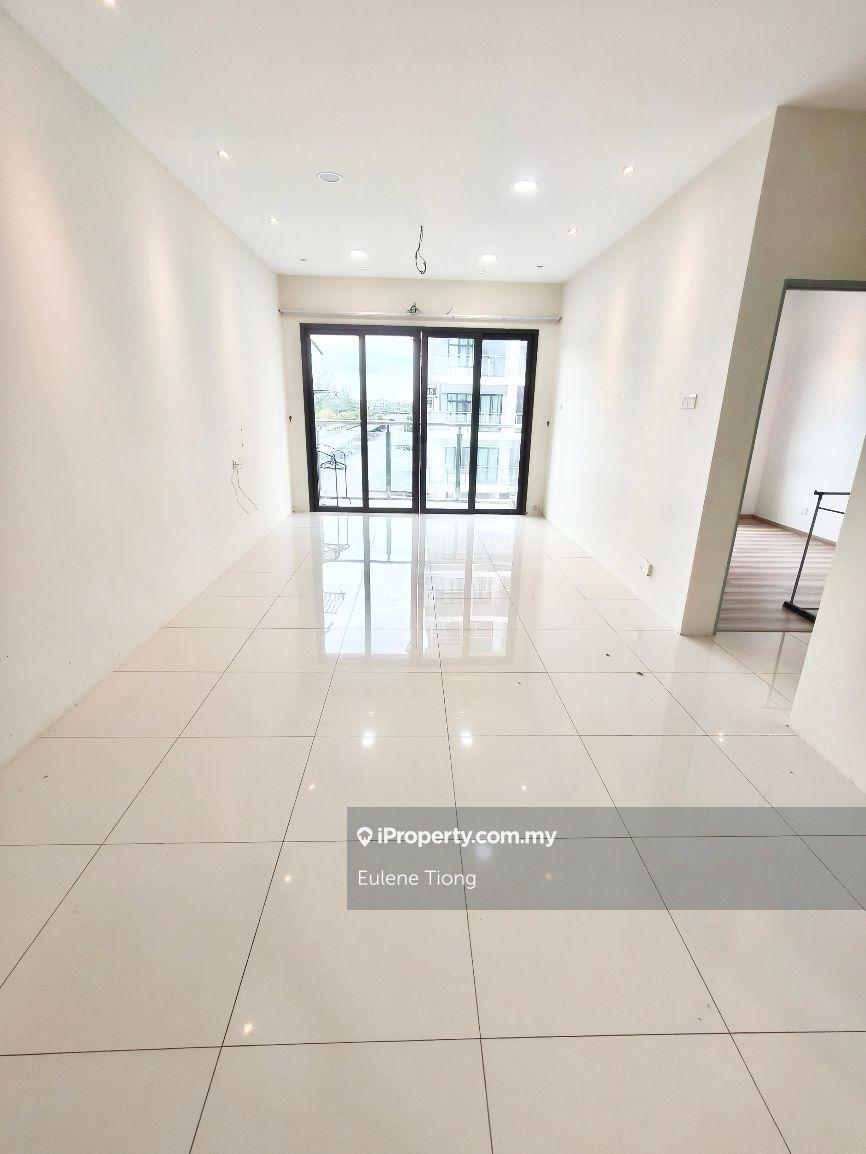 For Sale - P Residence Apartment (Good Condition)