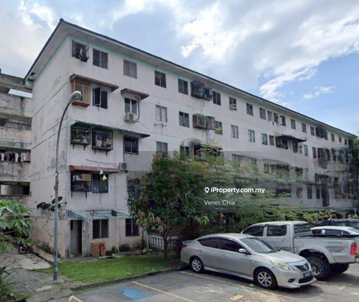 Tmn pandan indah flat , ampang , cheras