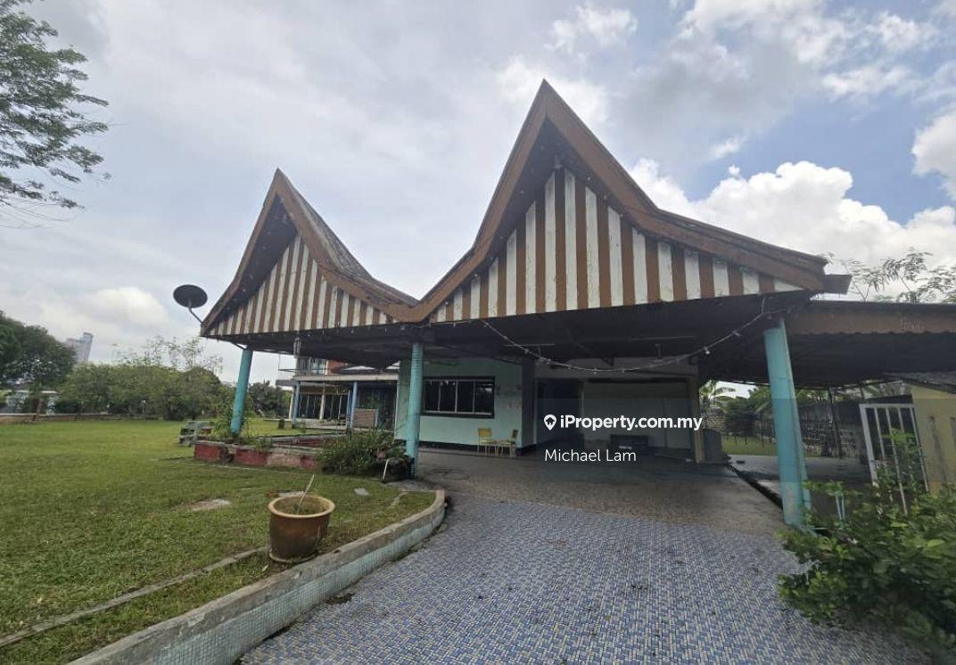 Bungalow for sale