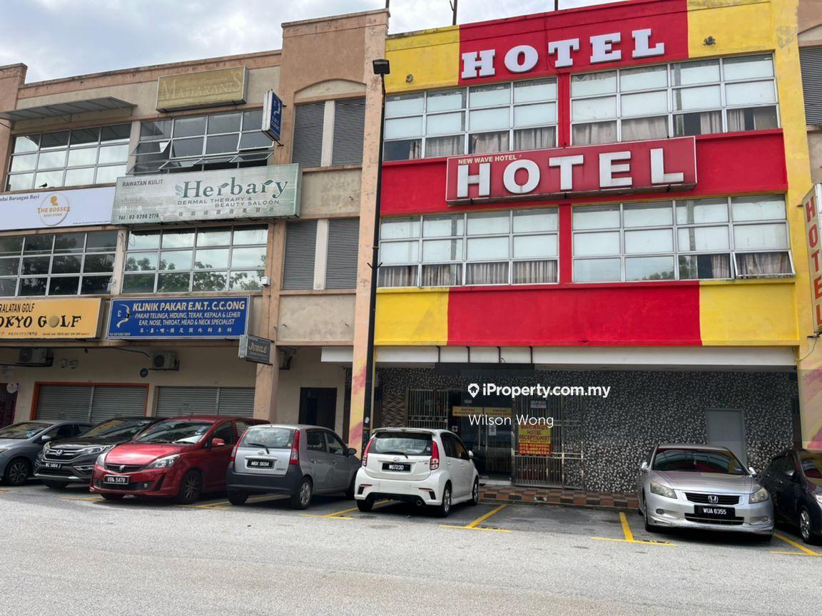 Ampang Dataran Pandan Prima 2 adjoining Shop For Sale