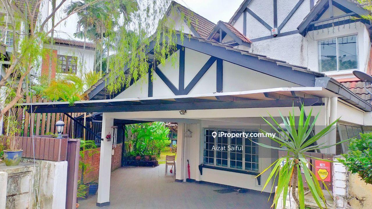 Corner Lot 2 Storey @ Persiaran Bukit Setiawangsa