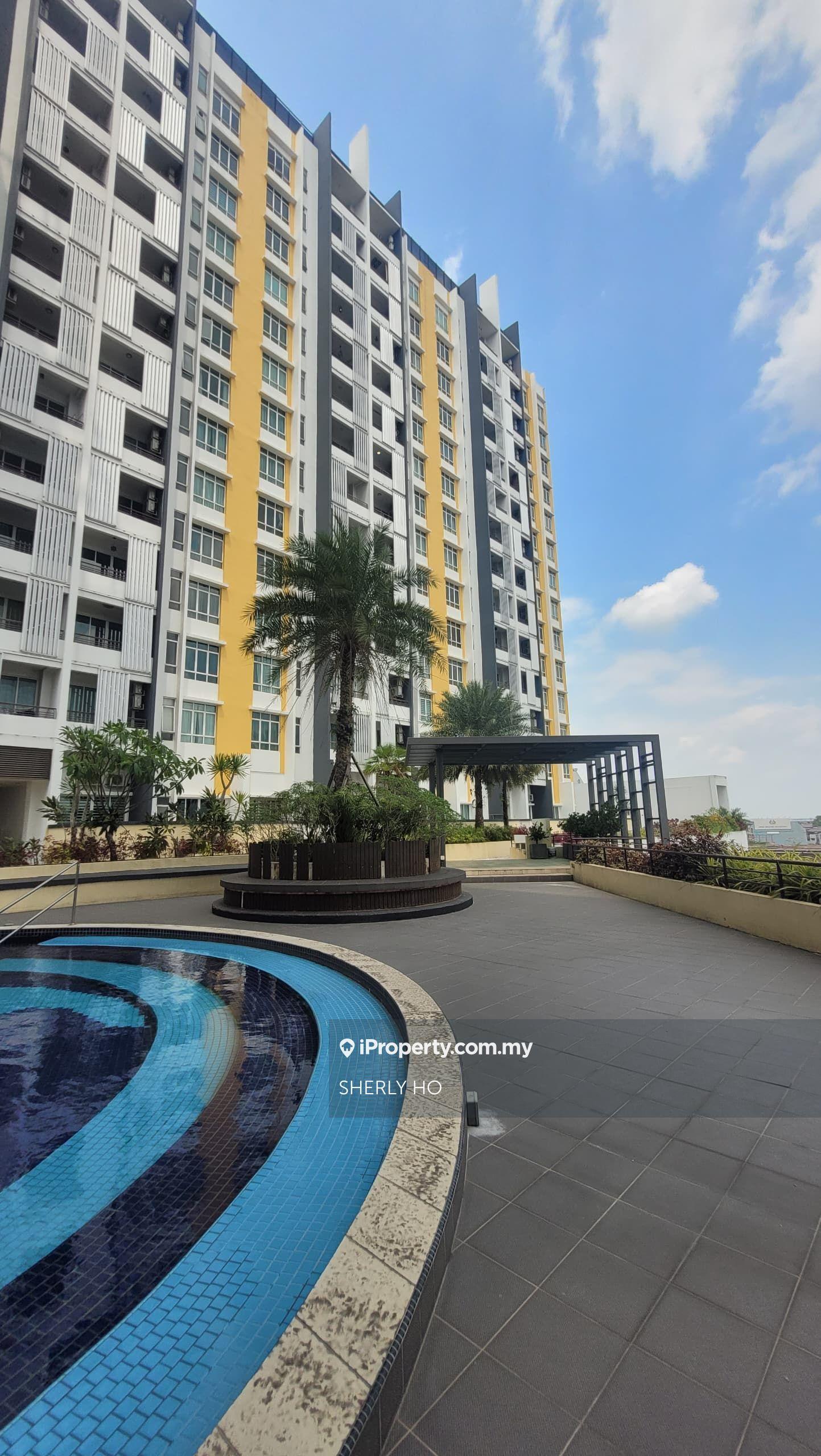 The Majestic Corner Unit Condominium for Sale with fully furnished