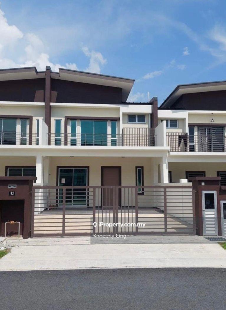 Amarilis Residence 7 Bandar Springhill Sale
