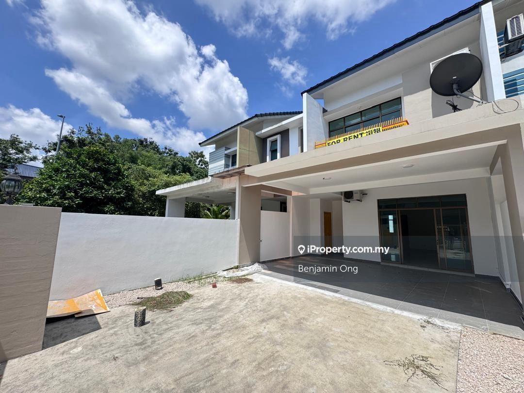 Tampoi Damansara Aliff House For Rent