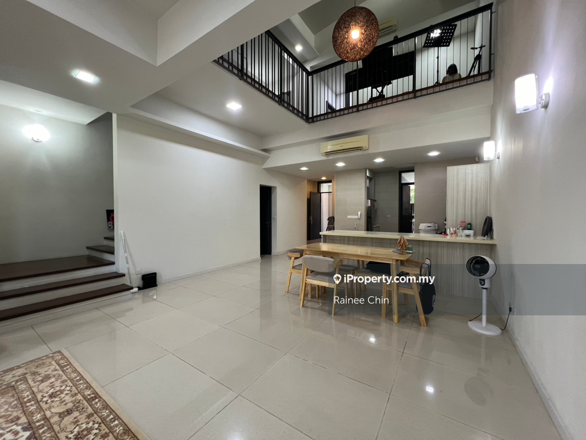 Modern high ceiling home on a hill