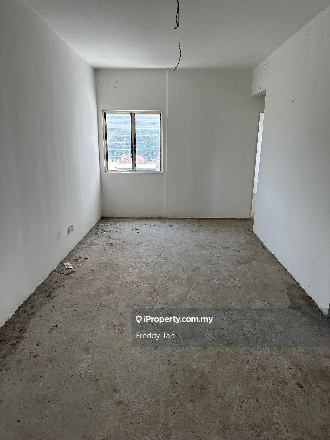 Suria merbah Un-furnished Free parking 650 sqft