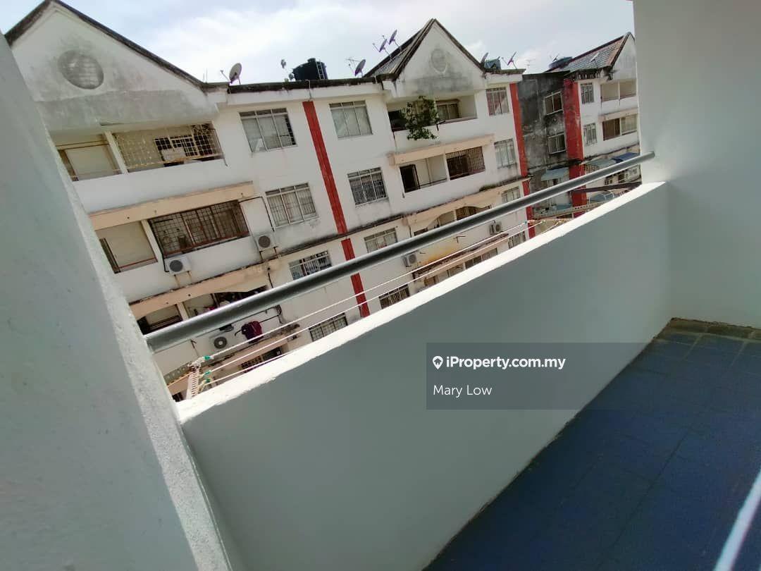 Melaka City Hot Area Pangsapuri Kota Laksamana Utama For Sale