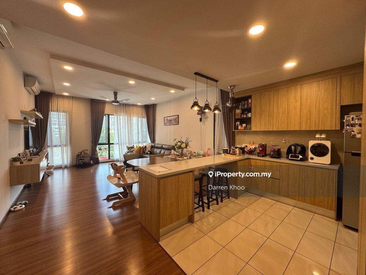 Beautifully Renovated 3 Bedroom unit - perfect for family stay