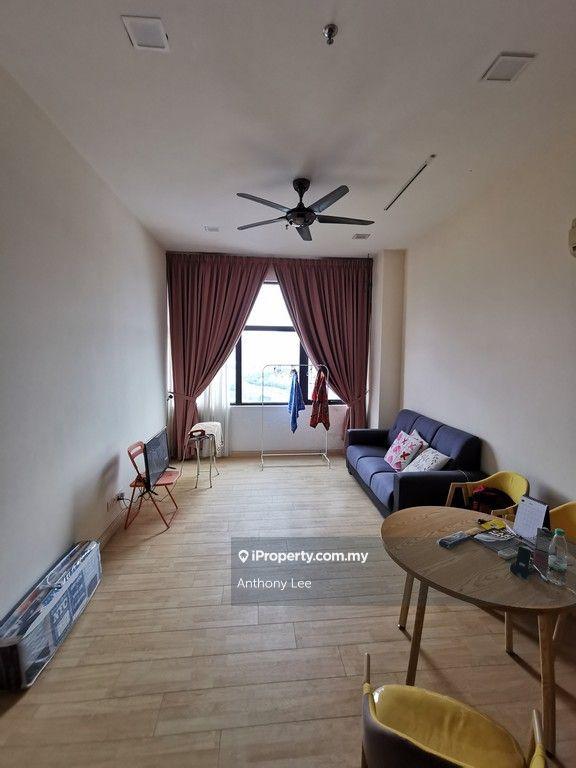 E-Suite SOHO, Dataran Emerald Avenue Selayang for sale Rm250k