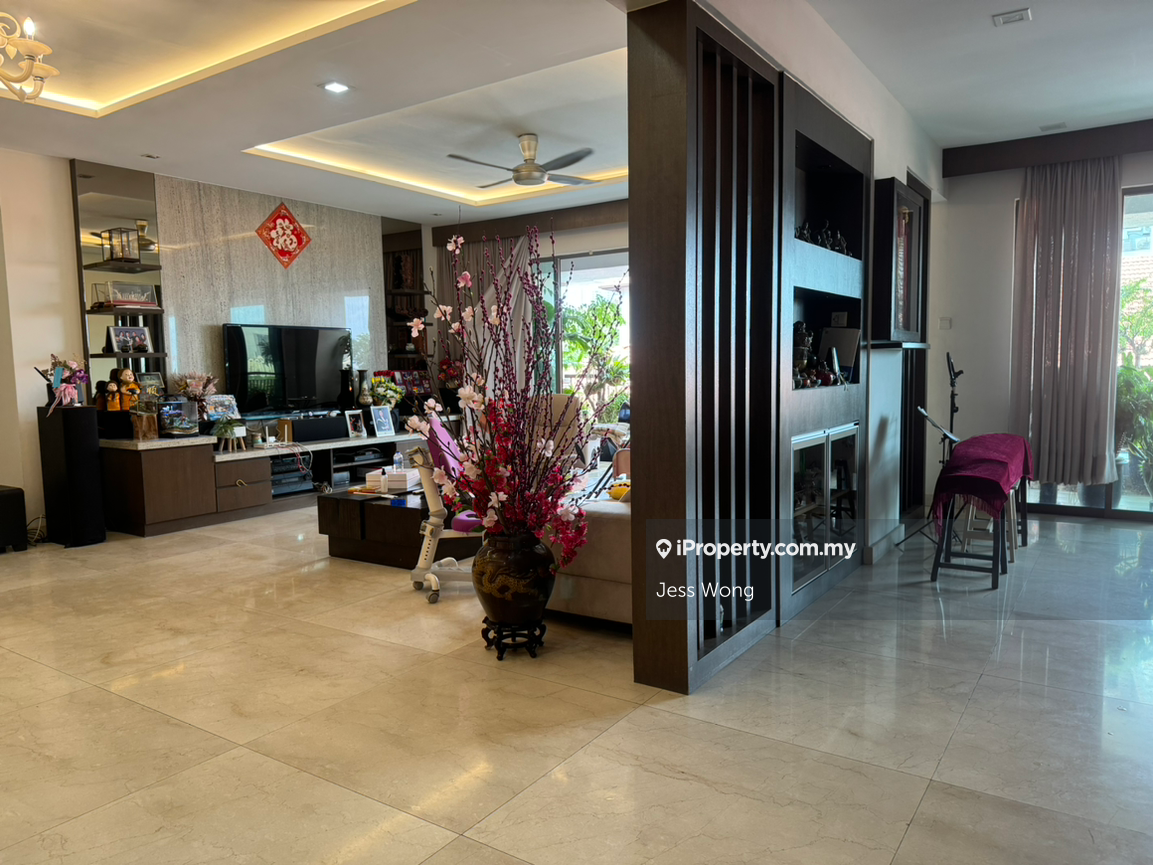 Corner 2 units combine with Fully Furnished For Sale