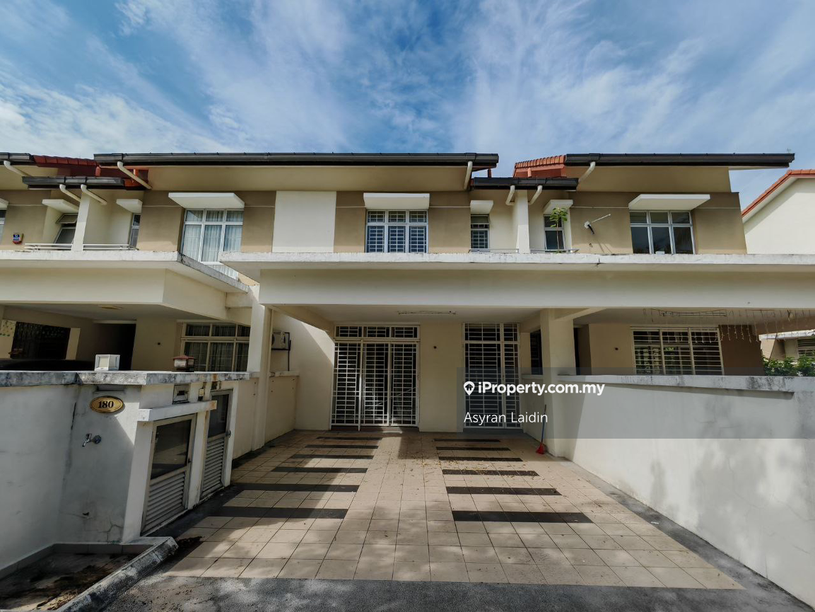 2sty Inter Unit Duta Terrace 2. Move In Condition.