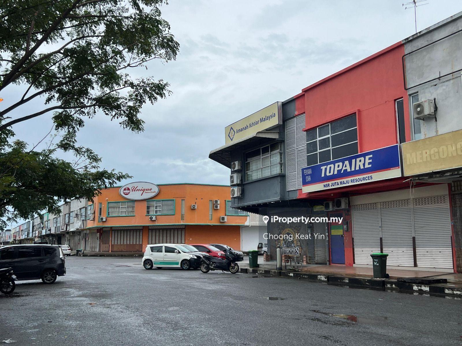 Prime area 2 Storey Shoplot (Corner Lot) For Sale at Mergong