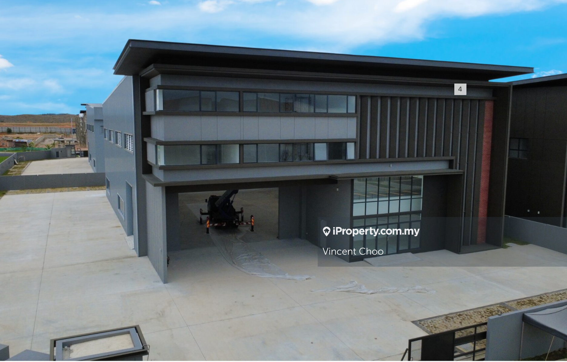 Brand New Detached Factory Serenia City for Sale