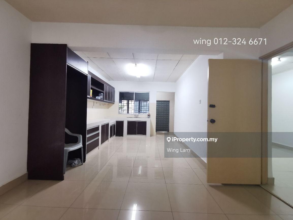 Sri Petaling 2 Storey Terrace, Gated Guarded, Fully Renovated