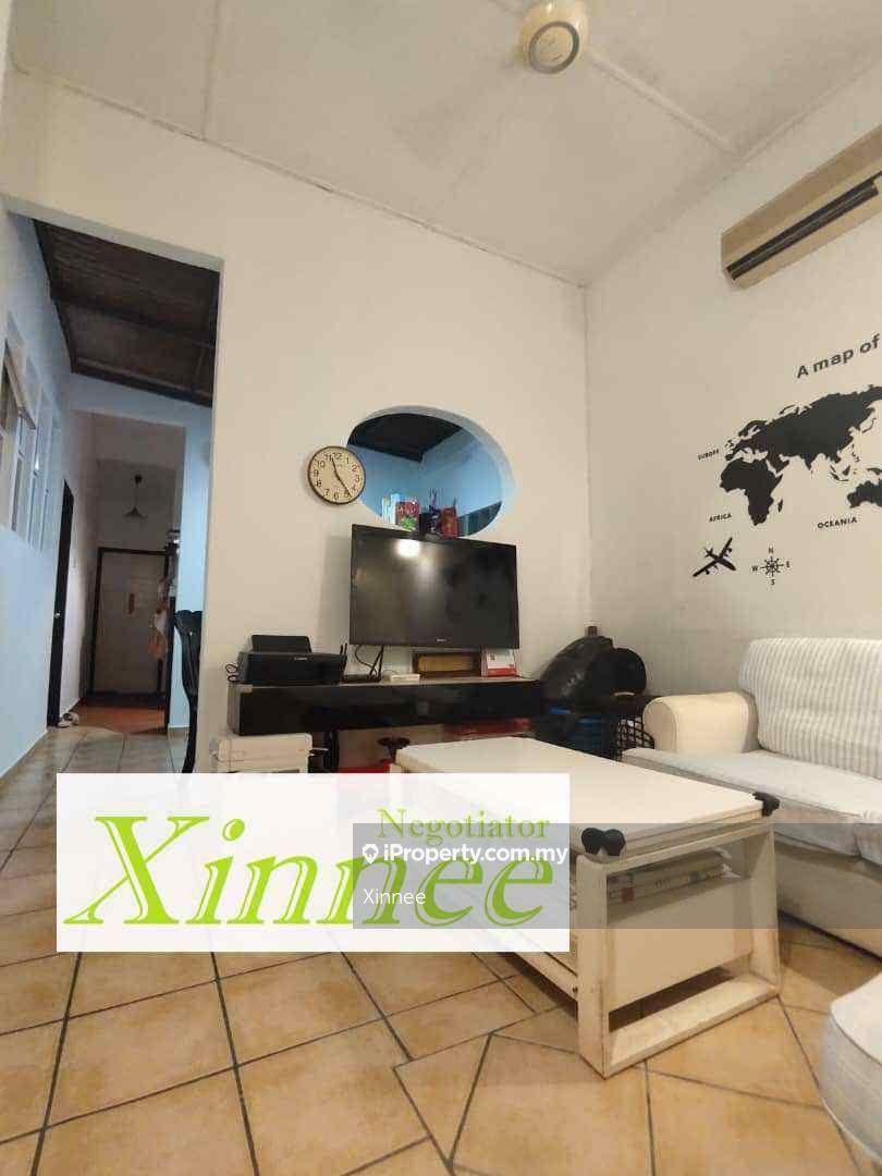 Nicely Renovated Single Storey Terrace Move In Condition Well Maintain