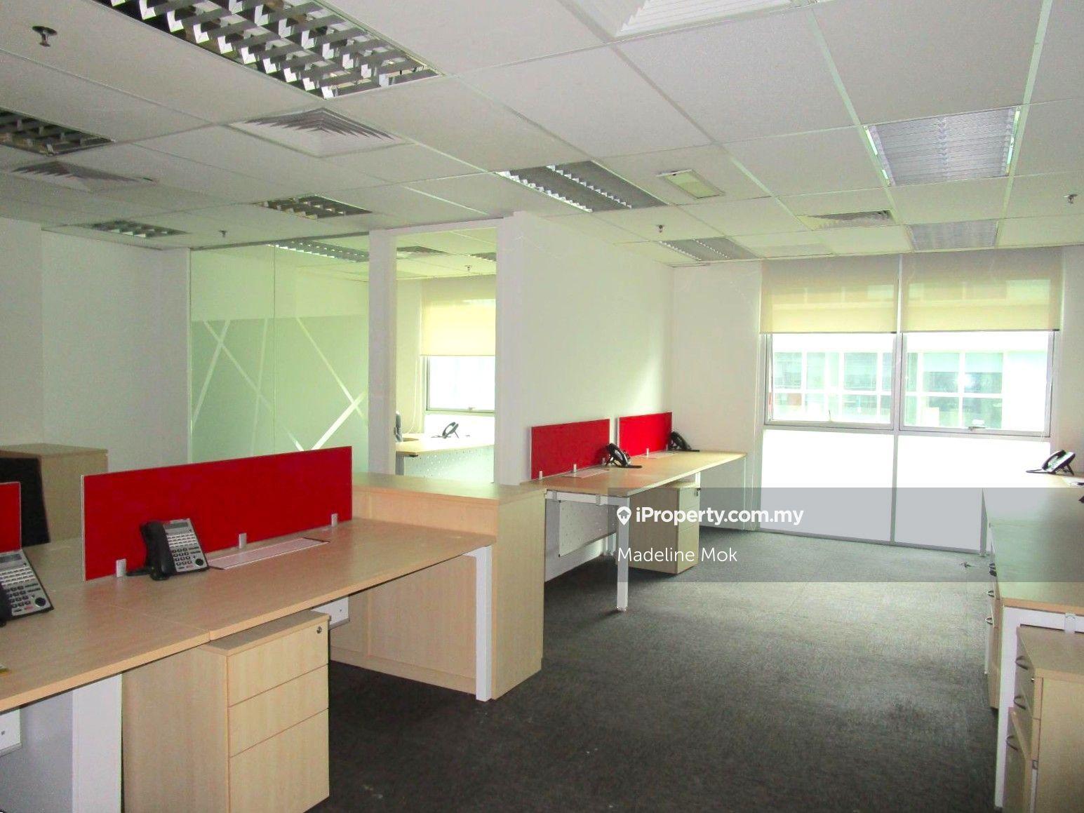 Well renovated and fully fitted office.  Absolute move-in condition.