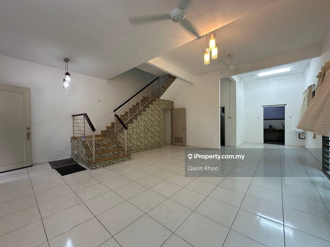 Gated & Guarded, Good Condition, Spacious Land, Lahat Mines