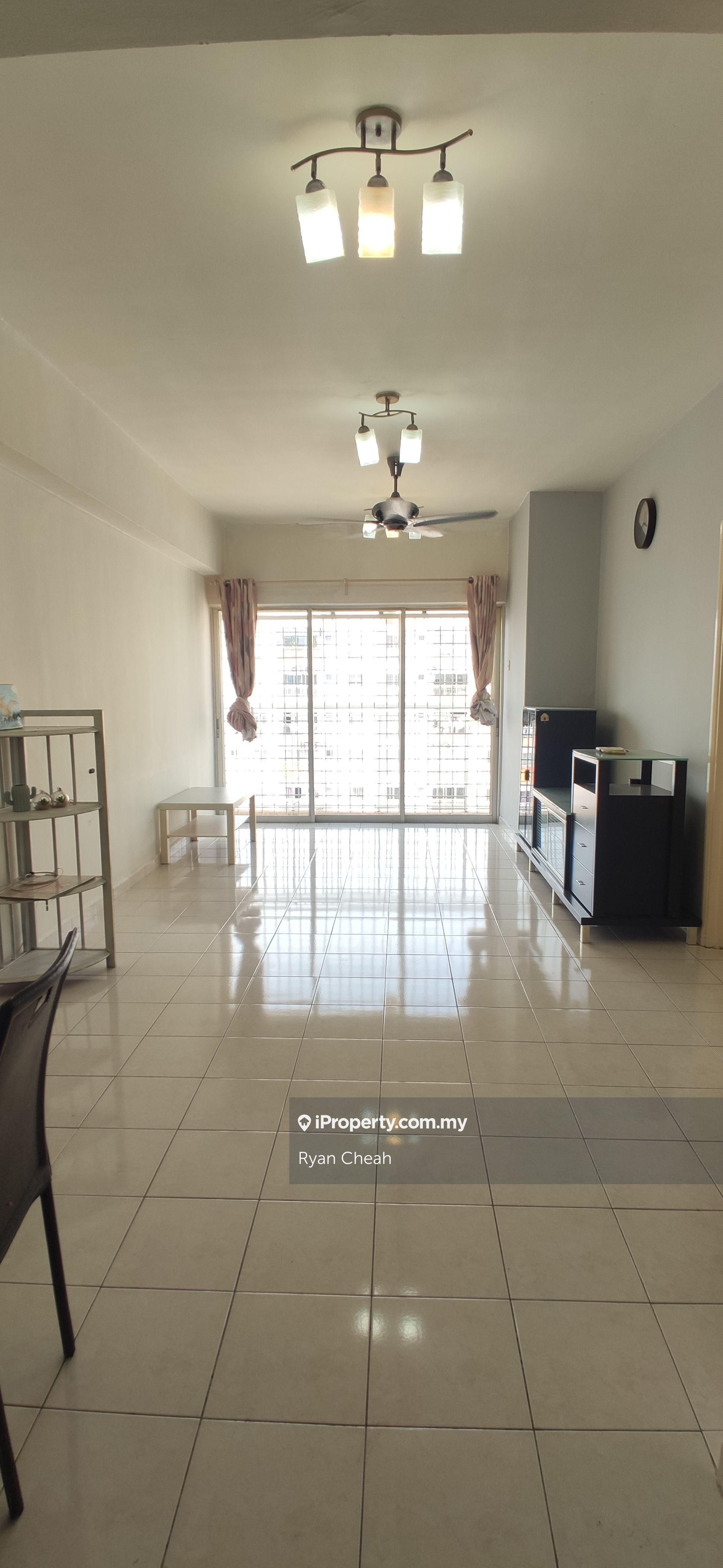 Serviced residence for Rent @ Bandar Menjalara