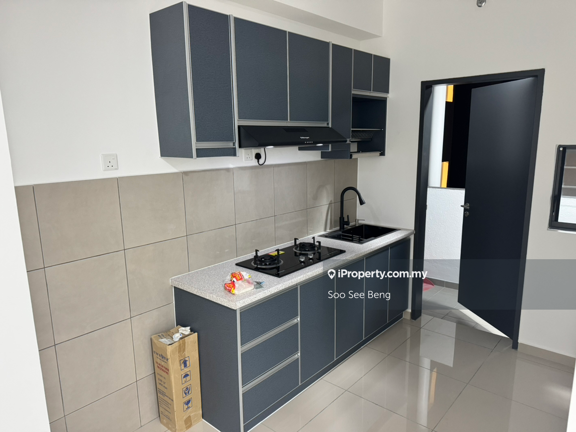 D Quince, Block A, Low floor, facing green