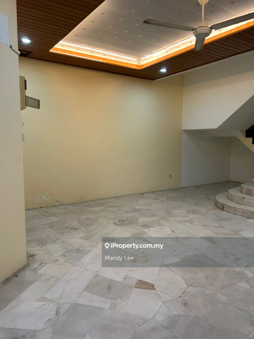 Corner Double Storey Sungai Long Mahkota Cheras