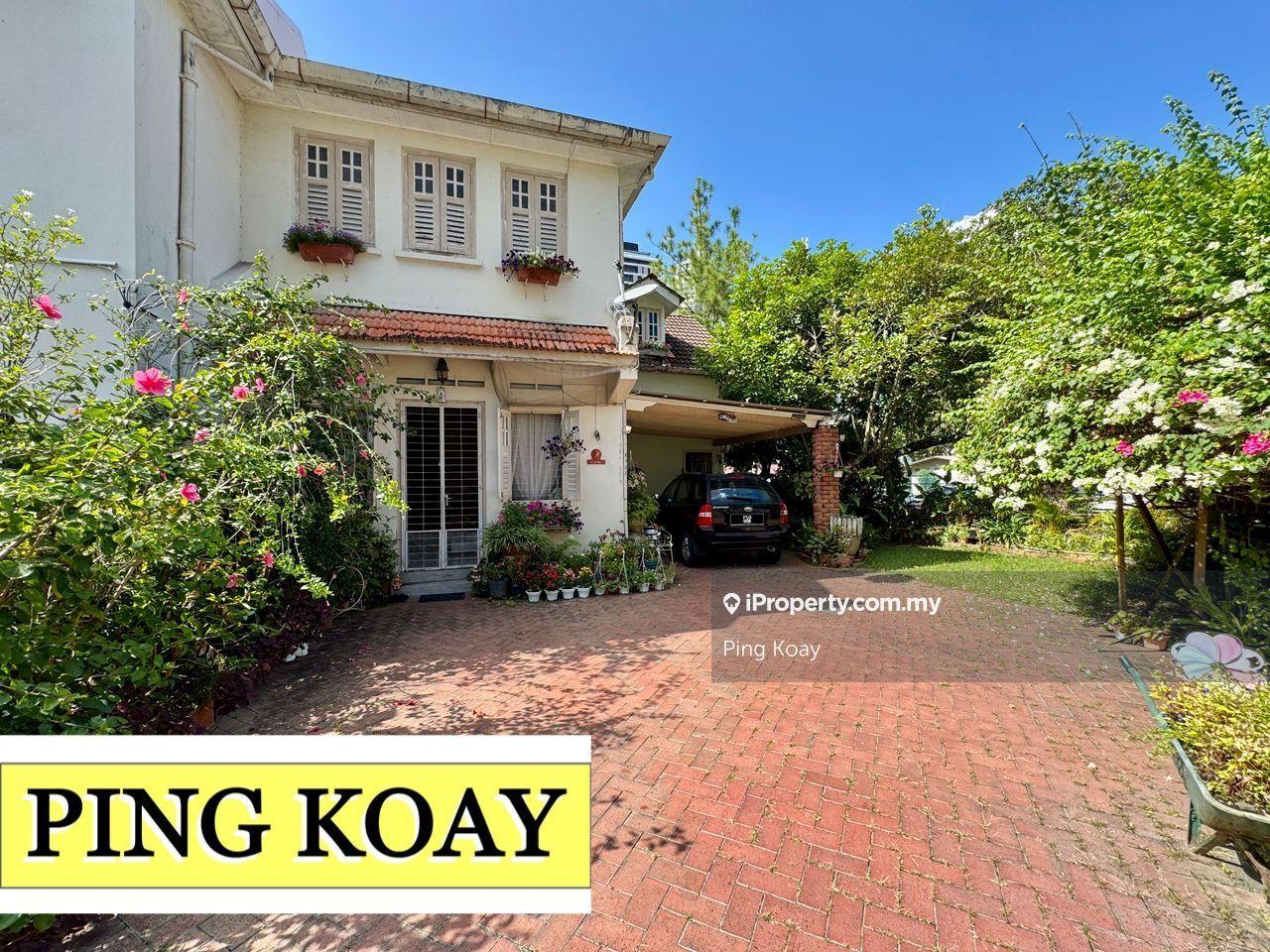 Prime Location, 5mins walking distance to Gurney, Corner Unit