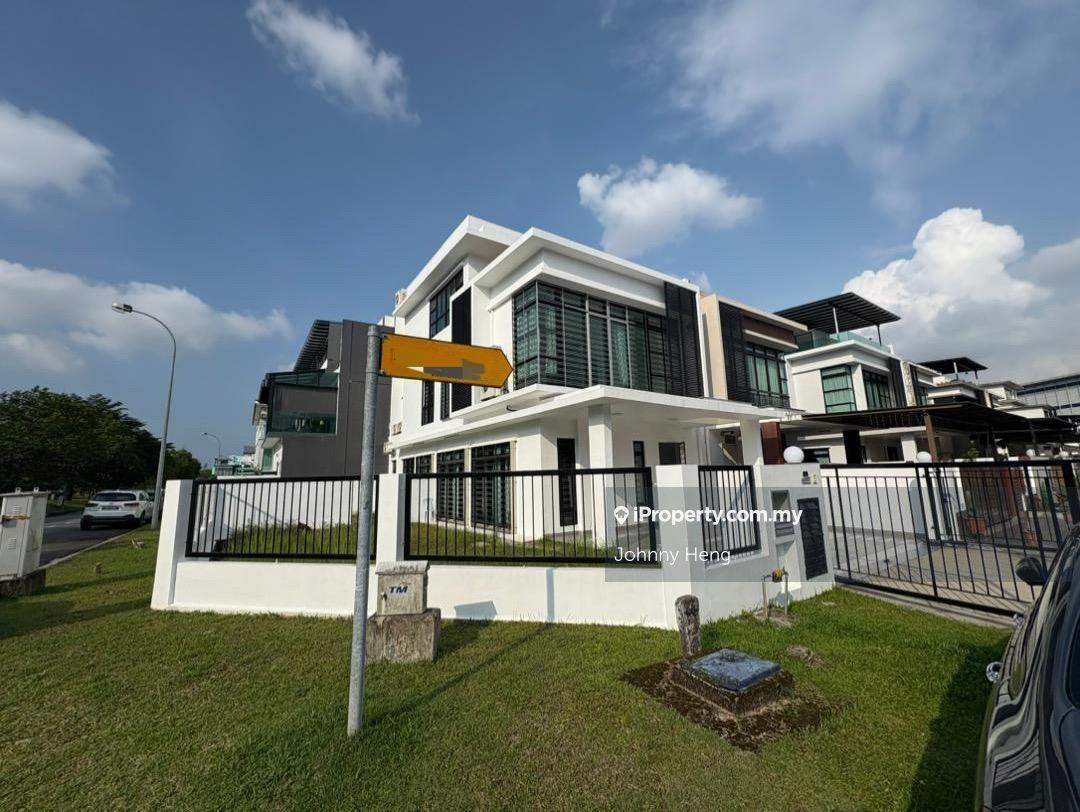 Taman Mutiara Mas Mutiara Rini Skudai Cluster House For Sale