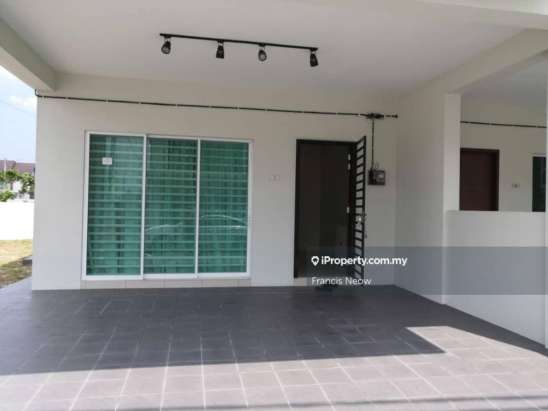 Terrace house for Sale