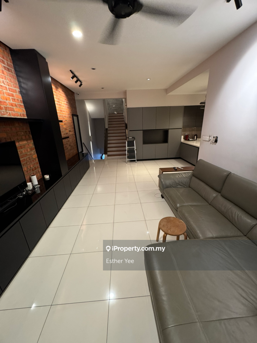 Nicely Renovated well kept