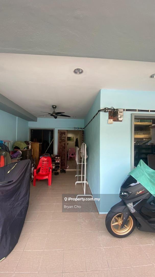 100% Loan Low Deposit 1 Storey Taman bukit permai cheras KL