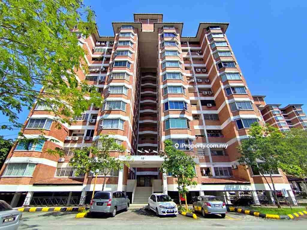 Freehold Green Acre Park Condominium - Kajang, Selangor