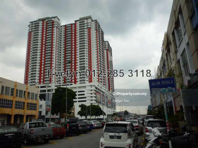Freehold 3 storey shoplot 3min walk to usj 21 Lrt nr main place mall