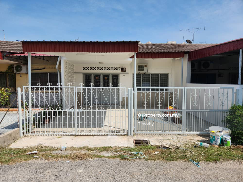 Freehold terrace house for sale in town ujong pasir