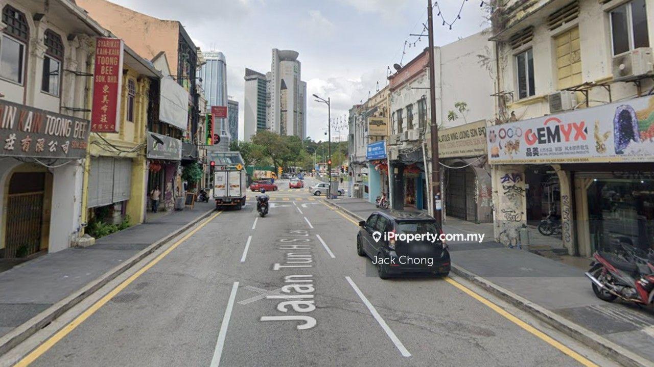 Ground Floor Shop Near MRT/LRT Station