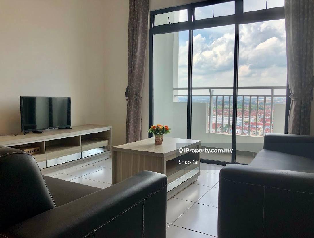 Sky View Bukit Indah, 3 Bedrooms, 2bathrooms Fully Furnished unit