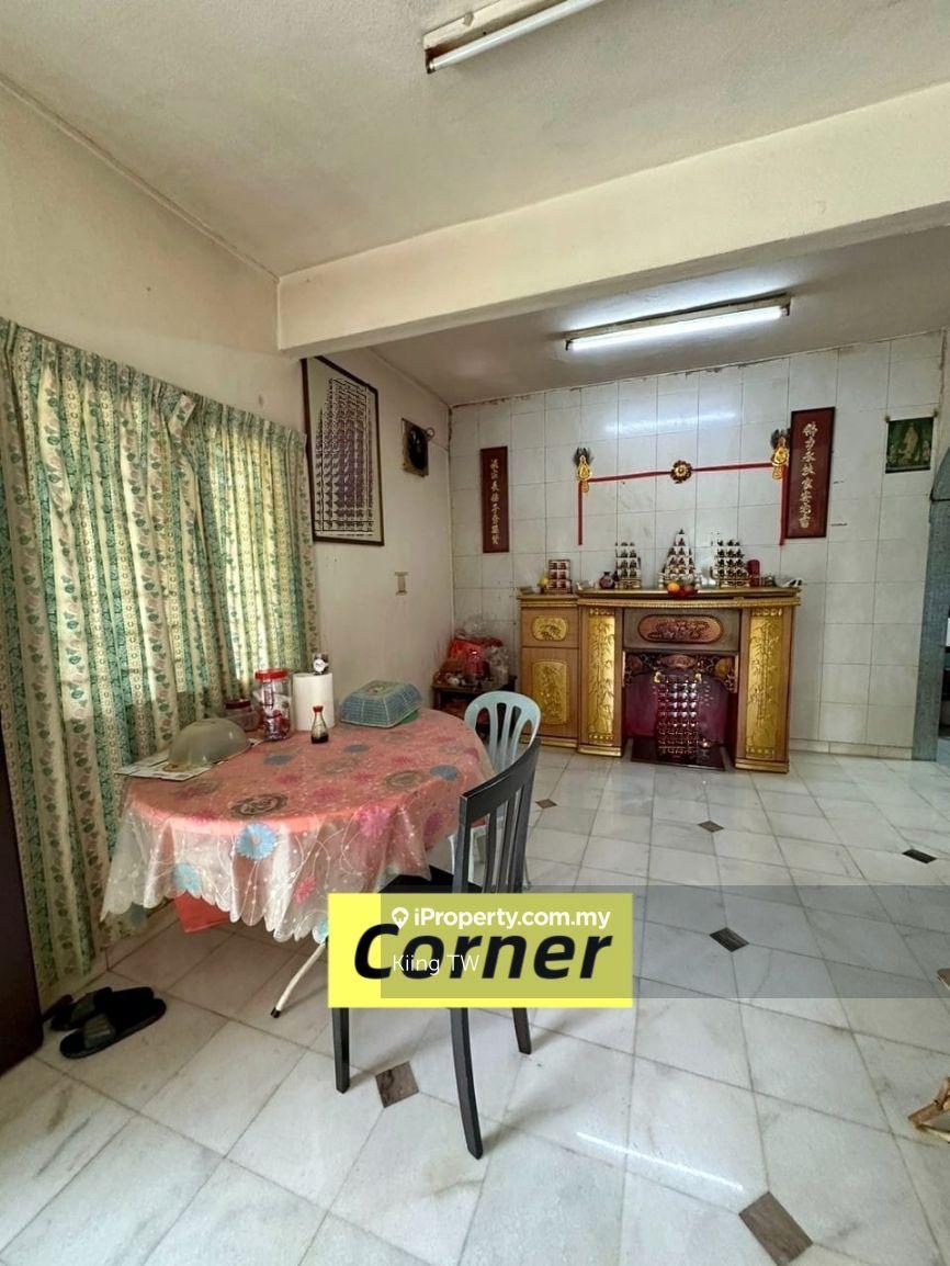 Taman Daya @Kepong Corner Two Storey House for Sale