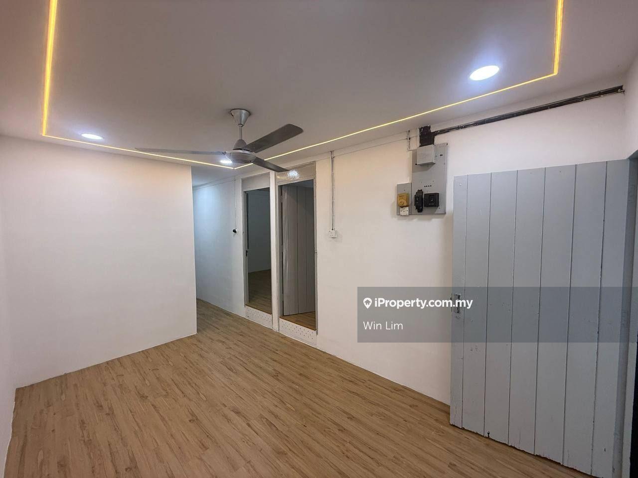 Yong Peng, Taman Muhibbah, 1-Storey House, Full Loan, Renovated