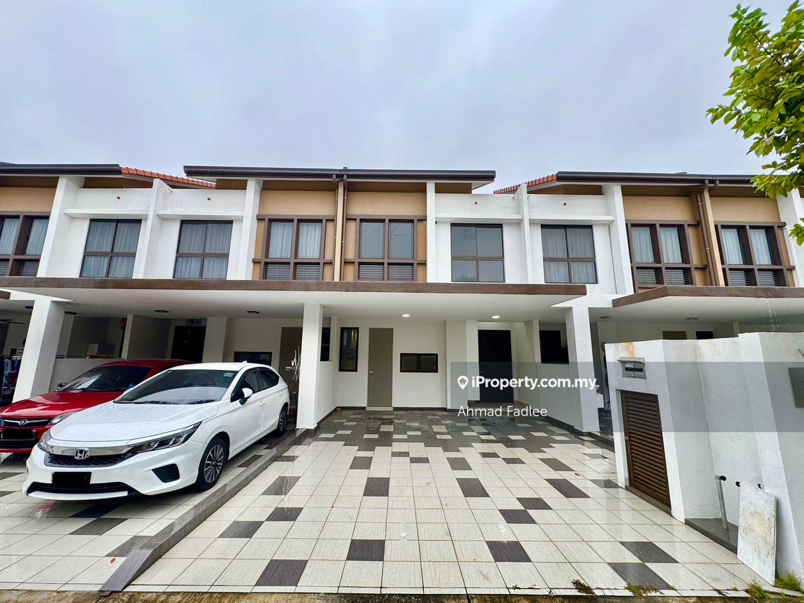 Renovated 2 Storey Terrace Setia Warisan Tropika, Sepang