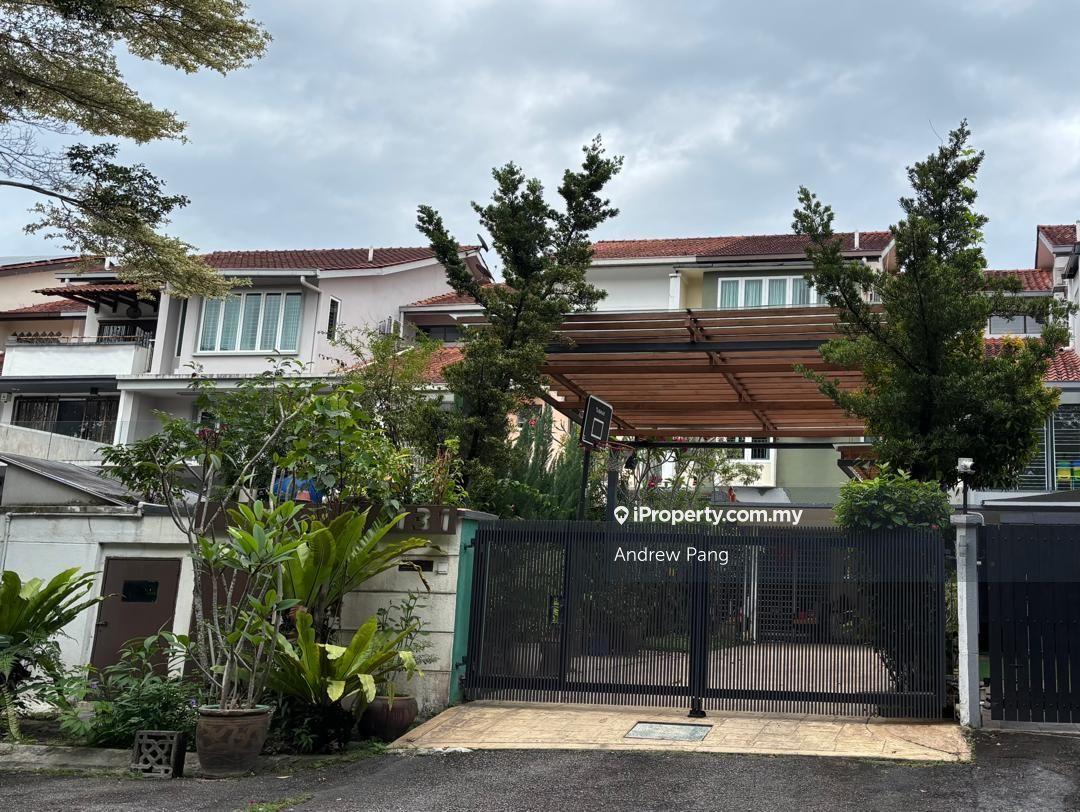 Fully Furnished 3 Storey For Rent in Esplanad Rare