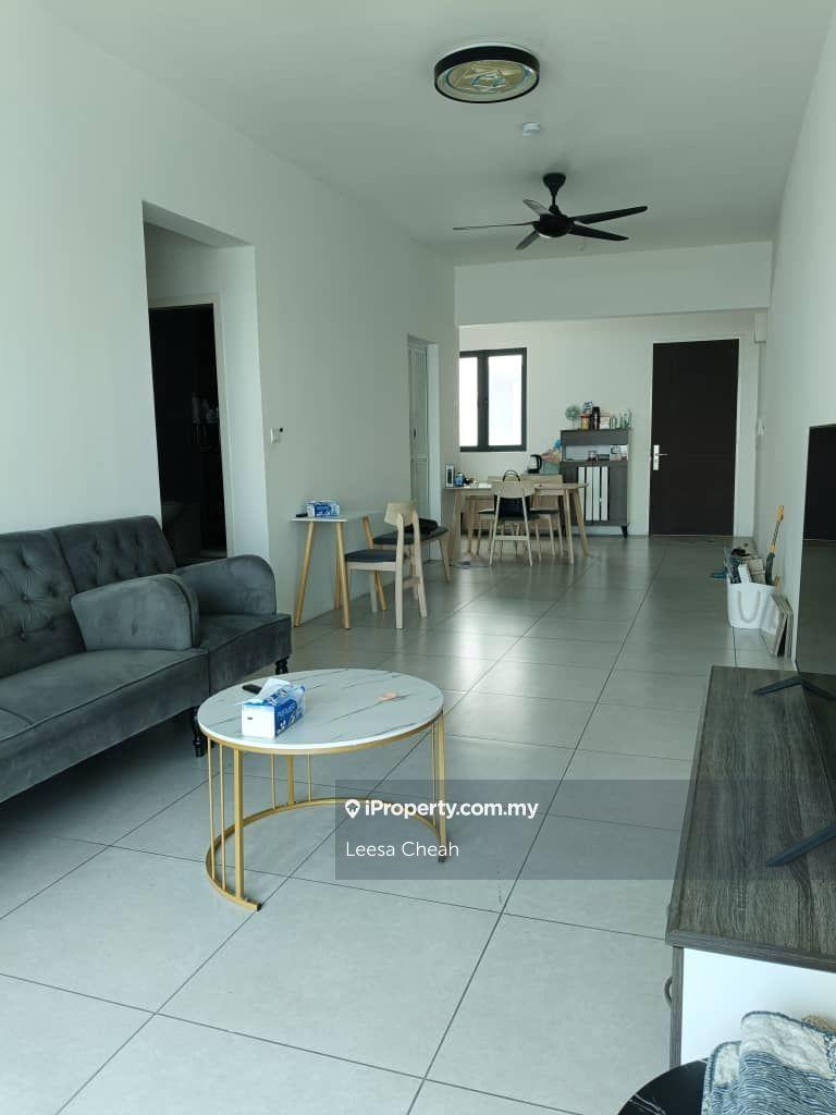 Corner Unit & Higher Floor