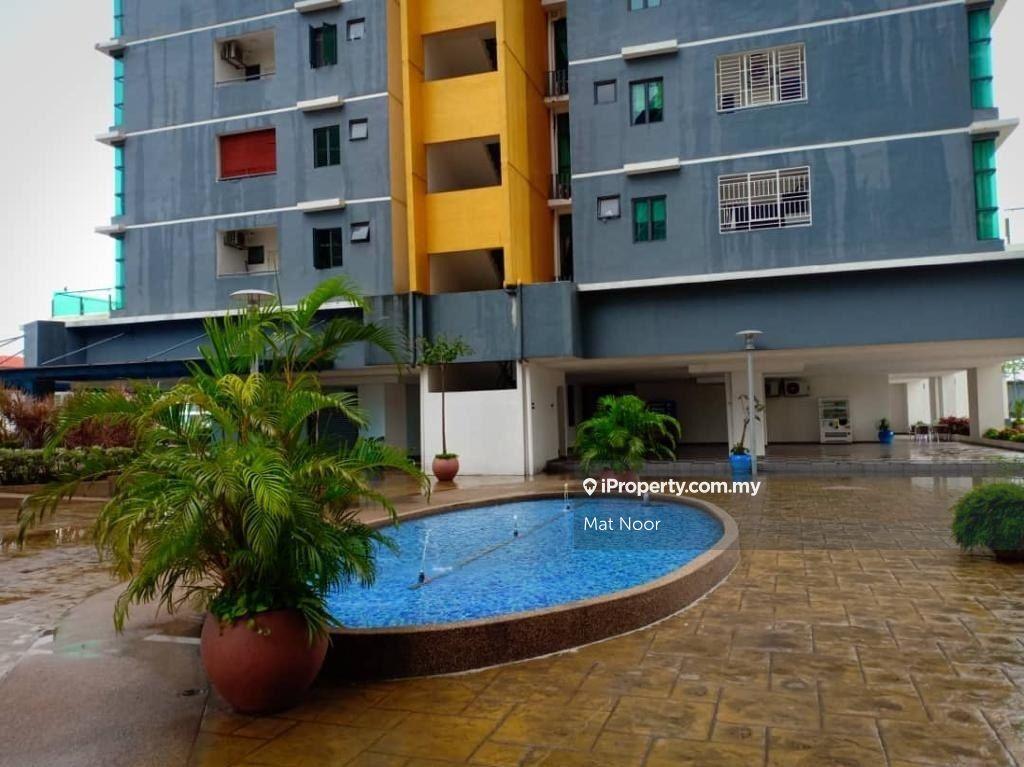 Corner Lot Vista Alam Very Nice View