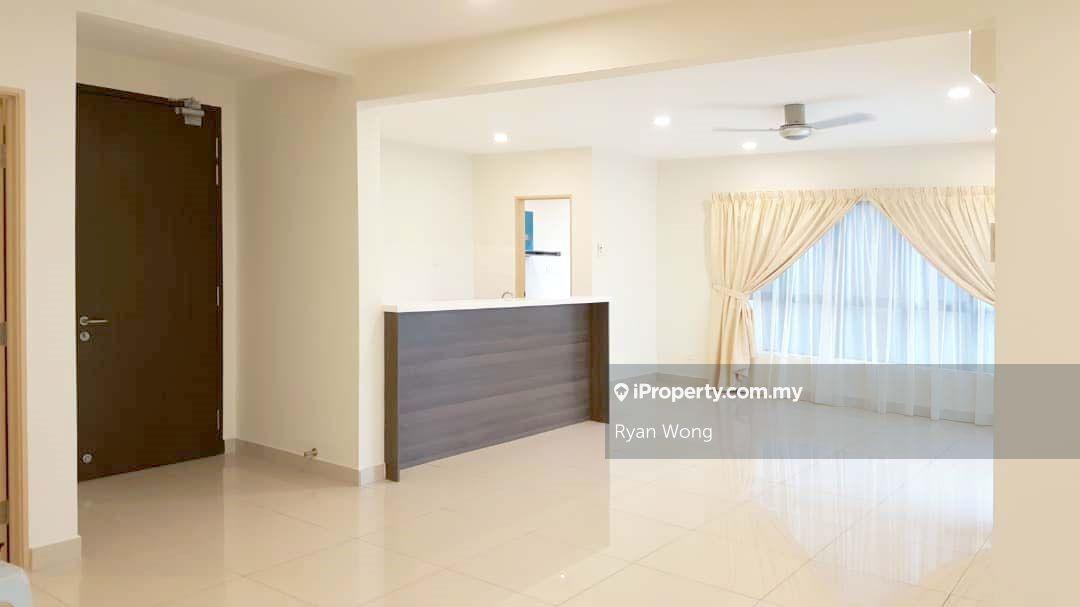Maisson Ara Damansara Unit Available For Sale