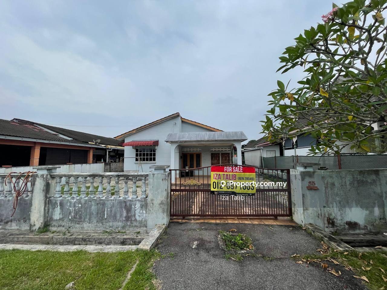 Banglo Setingkat Taman Long Jaafar, Taiping, Perak