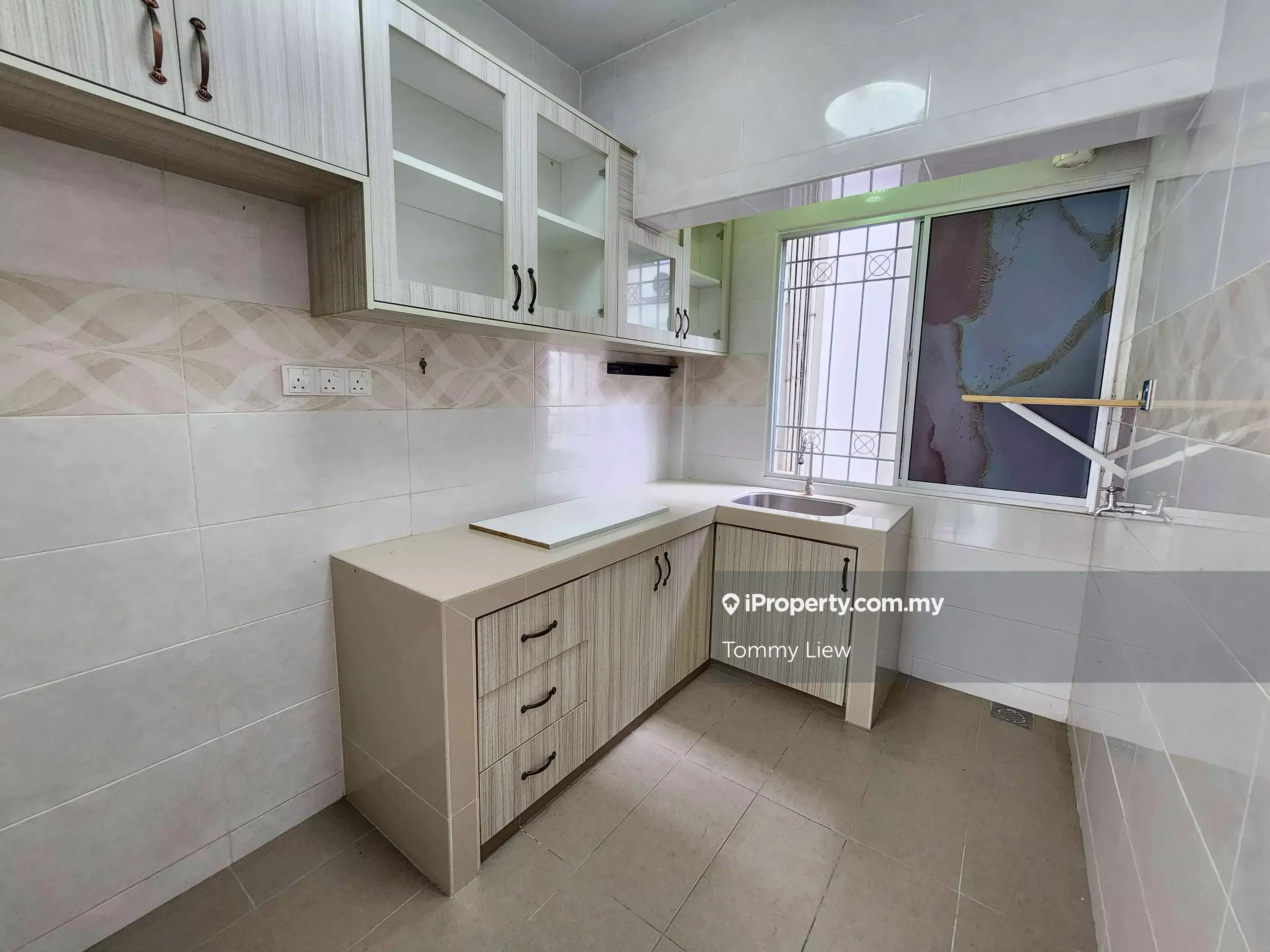 Renovated unit for Sale