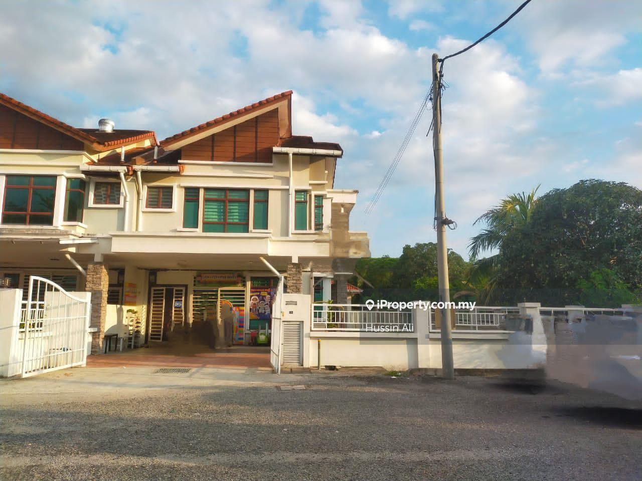 Corner, Big Land, Double Storey, Seksyen 4, Aster, Bandar Baru Bangi