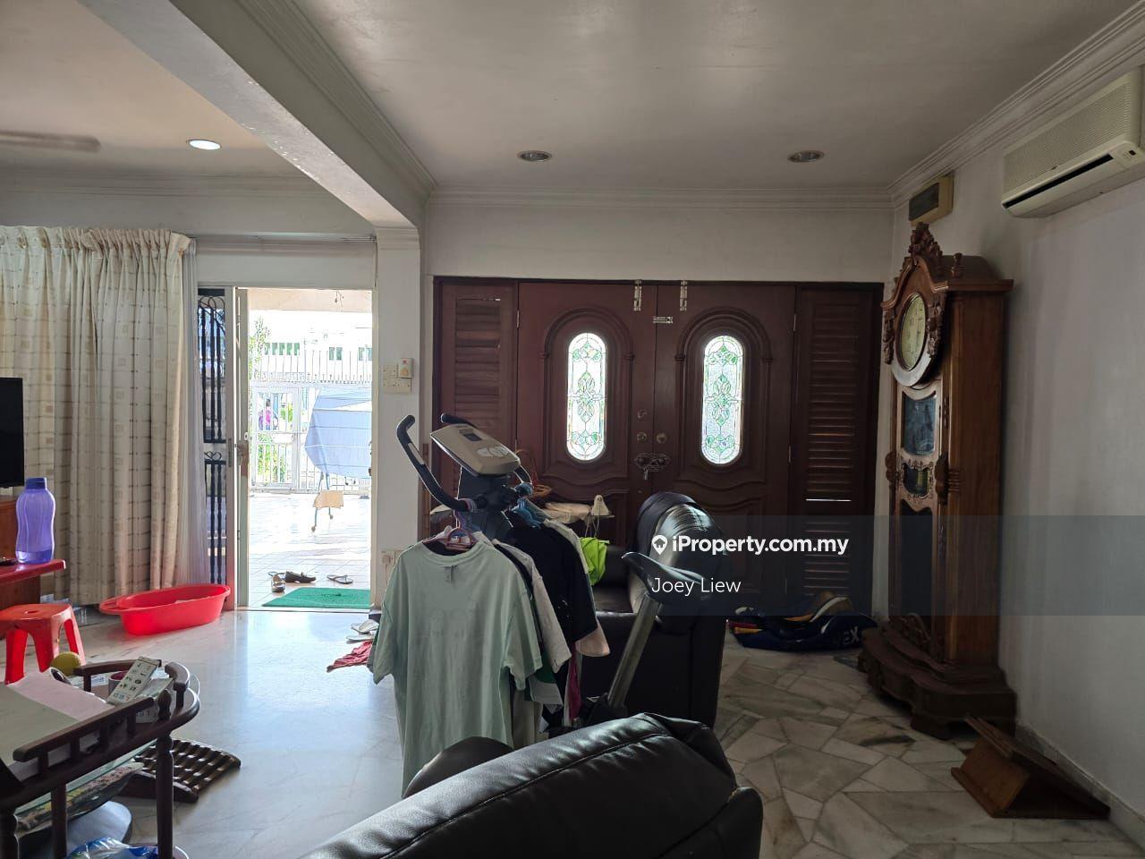 Batu Caves Bolton 2 adjoining 1sty house for sale