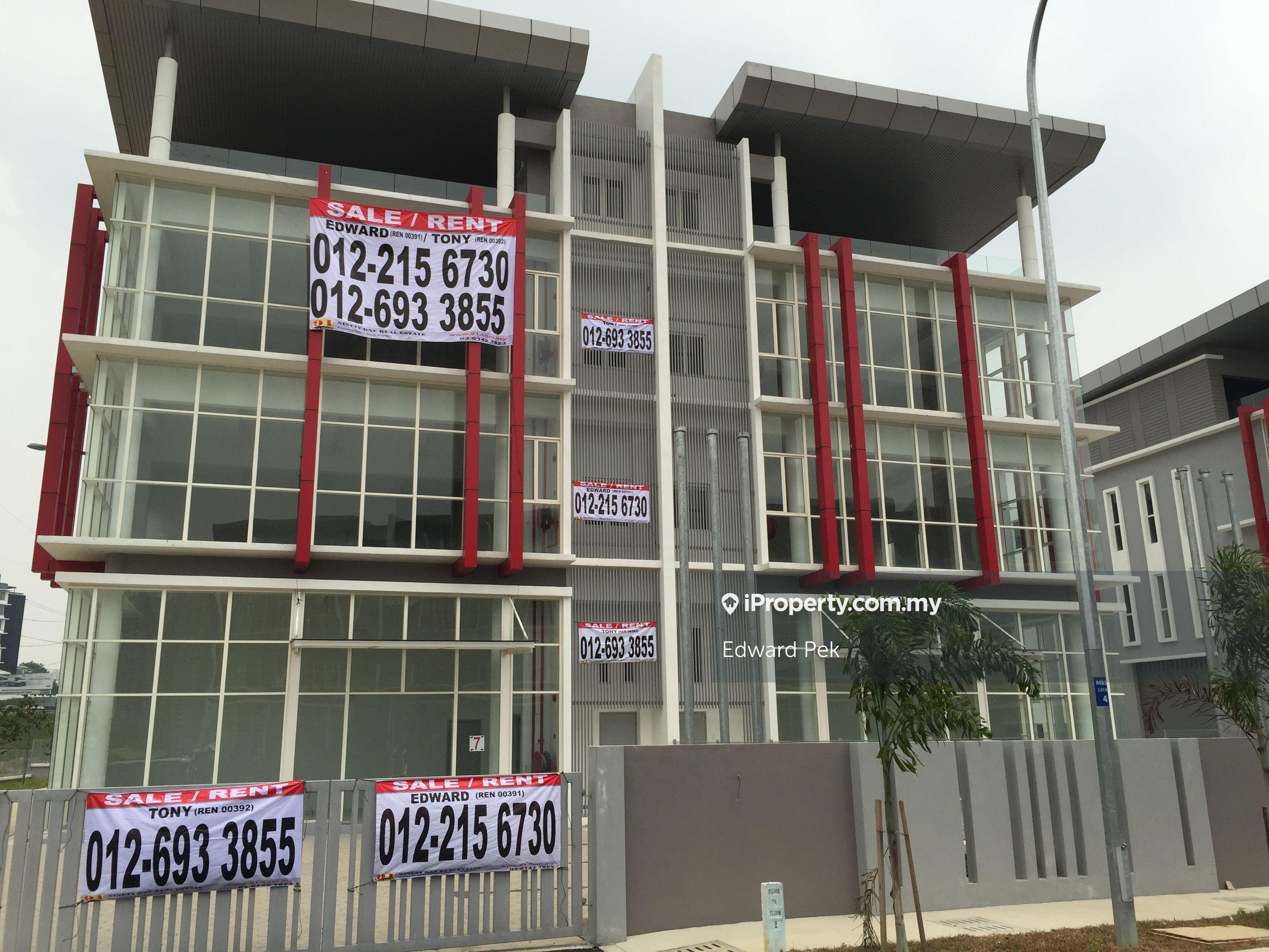 3.5 Sty Semi-D Factory For rent